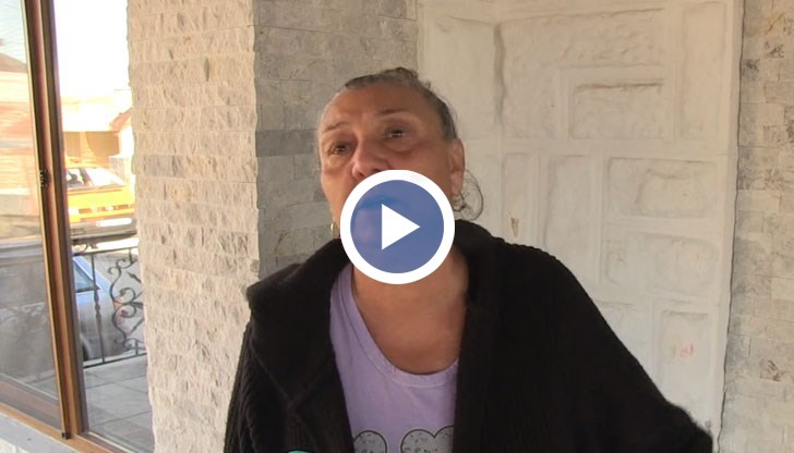 Сложиха белезници на съпруга ми, почнаха да ги ритат, да го бият пред децата, разказва съпругата на един от задържаните в Русе