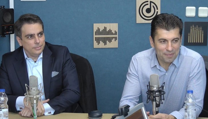 Безспорно трябва да се увеличат доходите в сектор "Култура", въпросът е как да стане това, коментираха от партията. Според тях трябва да има механизъм, който да гарантира справедливост Безспорно трябва да се увеличат доходите в сектор "Култура", въпросът е как да стане това, коментираха от партията. Според тях трябва да има механизъм, който да гарантира справедливост