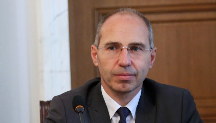 Проверката на службите по случая трябва да приключи до края на деня Проверката на службите по случая трябва да приключи до края на деня