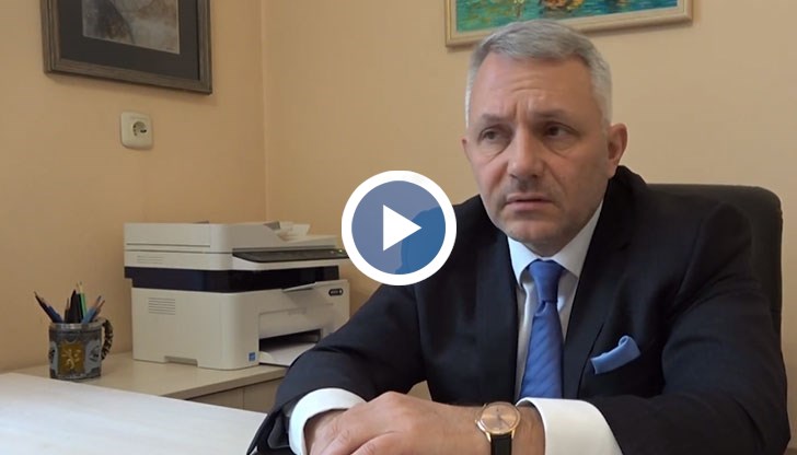 БСП извадиха всичко де щото е динозавър, от времето на Жан Виденов или от Ледниковия период