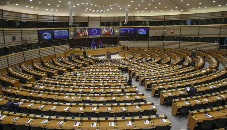 Депутатите в Брюксел гласуваха с голямо мнозинство срещу съдебния тормоз над медиите