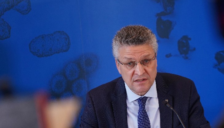 "Коронавирусът вилнее с невиждана сила в страната", алармира Лотар Вилер, директорът на института "Роберт Кох" "Коронавирусът вилнее с невиждана сила в страната", алармира Лотар Вилер, директорът на института "Роберт Кох"