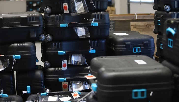 Заради този „пропуск“ е съставен констативен протокол и е уведомена ЦИК