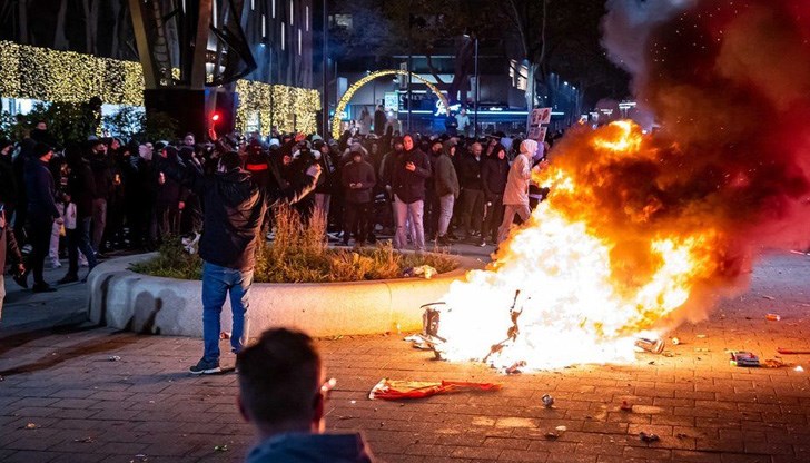 Трета поредна нощ на протести срещу COVID мерките в Нидерландия Трета поредна нощ на протести срещу COVID мерките в Нидерландия