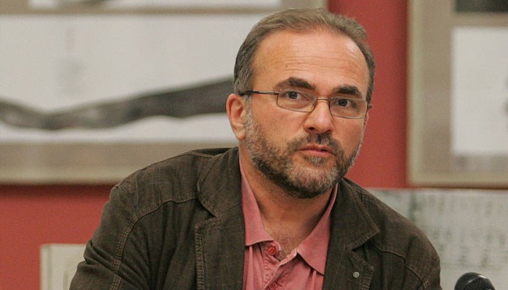 В света такава пандемия не е имало от края на Първата световна война, отбеляза поетът В света такава пандемия не е имало от края на Първата световна война, отбеляза поетът