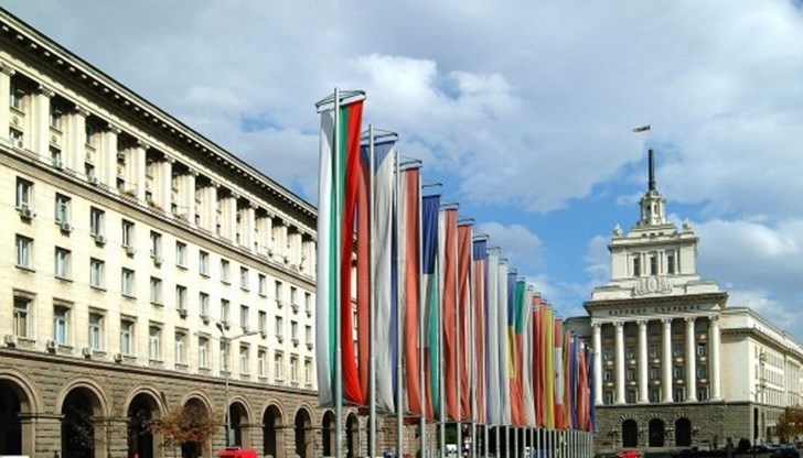 Зам.-министърът на туризма Мария Белколева и зам.министърът на спорта Валентин Гичев са освободени от длъжност Зам.-министърът на туризма Мария Белколева и зам.министърът на спорта Валентин Гичев са освободени от длъжност