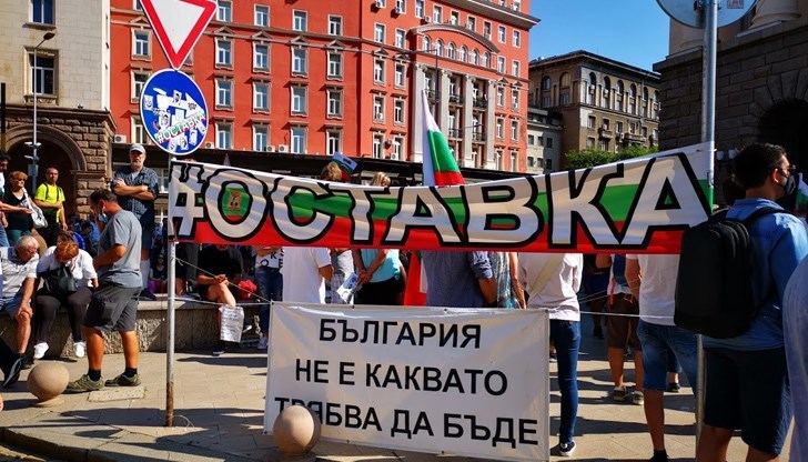 България продължава да буксува в задънената улица. Очертават се резултати, подобни на тези от предните два избора