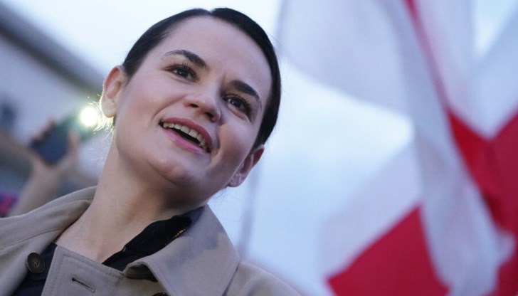 В четвъртък тя се срещна в Берлин с президента на Германия Франк-Валтер Щайнмайер В четвъртък тя се срещна в Берлин с президента на Германия Франк-Валтер Щайнмайер