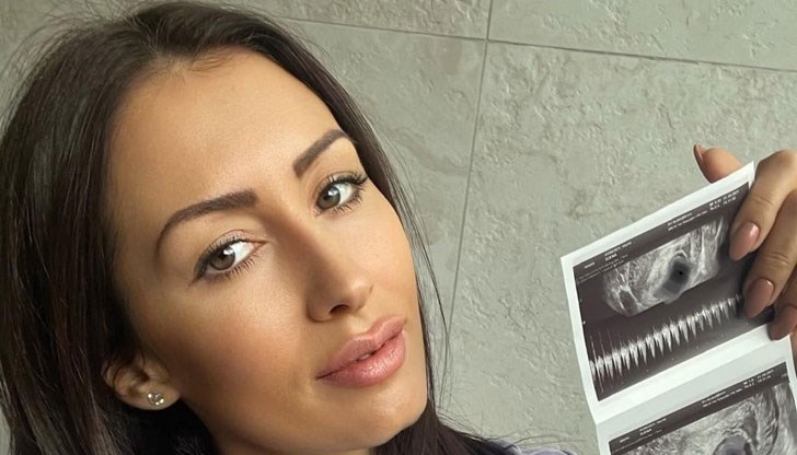 Фолкдивата очаква второто си детенце Фолкдивата очаква второто си детенце