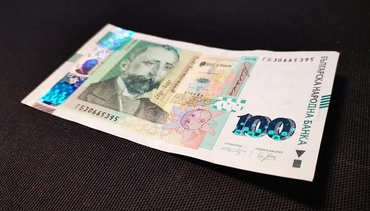 Става дума за едногодишна стипендия в рамките на 100 лева месечно Става дума за едногодишна стипендия в рамките на 100 лева месечно