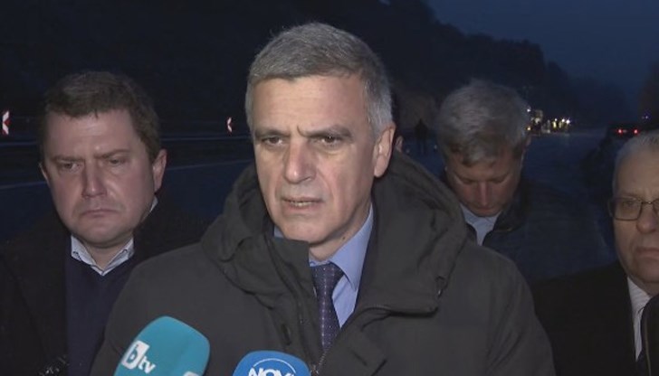 „Тази новина ни разтърси и постави изисквания пред българската държава да реагира много бързо и да направим възможното да се разследва този пътен инцидент“, каза още Янев „Тази новина ни разтърси и постави изисквания пред българската държава да реагира много бързо и да направим възможното да се разследва този пътен инцидент“, каза още Янев