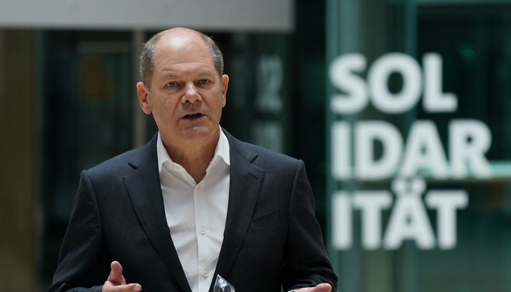 Трябва да се предпазим от вируса през зимата, заяви Олаф Шолц Трябва да се предпазим от вируса през зимата, заяви Олаф Шолц