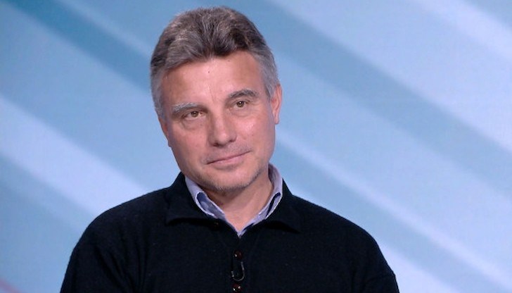 Чака ни дълъг процес от италиански тип правителства, смяна на нестабилни парламенти и т.н., каза професорът