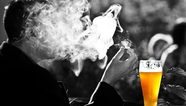 Най-малък е делът на пушачите в Швеция (6,4%), Финландия (9,9%), Люксембург (10,5%), Португалия (11,5%) Най-малък е делът на пушачите в Швеция (6,4%), Финландия (9,9%), Люксембург (10,5%), Португалия (11,5%)