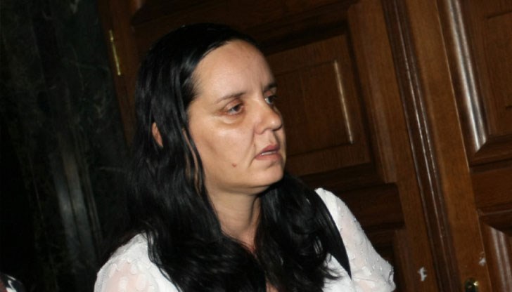 Осъдената за побой над бебето Никол вече е в затвора в Сливен