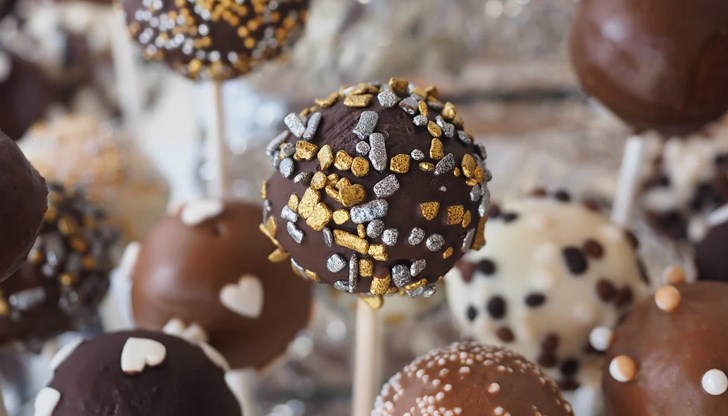Днес в САЩ отбелязват вкусния ден на шоколадовите бонбони