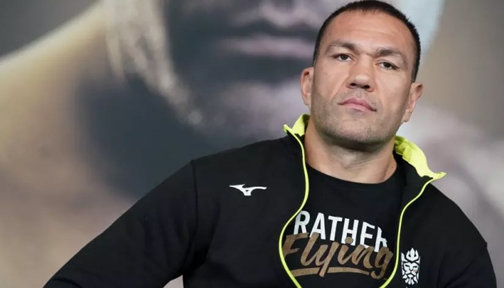 Организаторите разкриват, че събитието ще бъде на бейзболния стадион „Глоуб лайф фийлд“, а „Металика“ ще подгрява шоуто. Организаторите разкриват, че събитието ще бъде на бейзболния стадион „Глоуб лайф фийлд“, а „Металика“ ще подгрява шоуто.