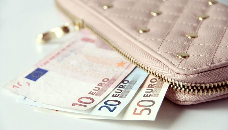 В Германия се обсъжда задължителна имунизация, а в Австрия отказващите ще плащат до 7200 евро