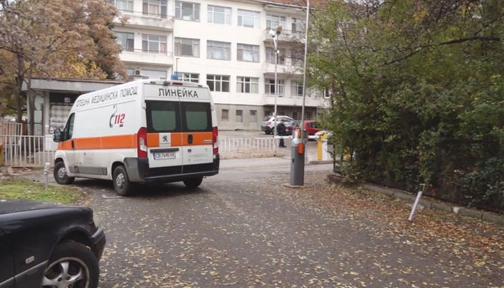 Проверят и действията на екипа на Спешната помощ