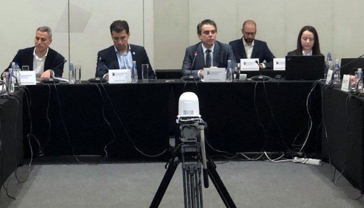 Това е нов за българската политика стил на публичност, диалогичност и прагматичност Това е нов за българската политика стил на публичност, диалогичност и прагматичност