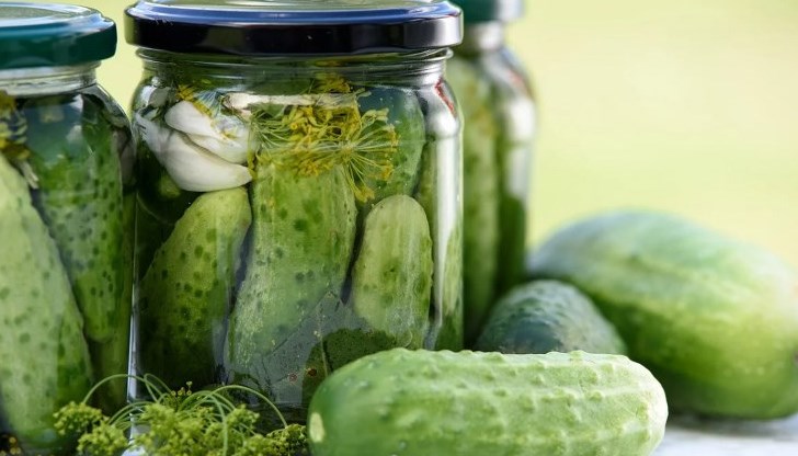 Тълкуването на понятието туршии буквално значи: запазване на зеленчуци в саламура и оцет