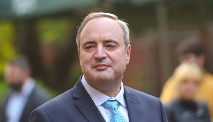 Очевидно моралът е станал дефицитен и в научните среди