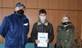Наградиха ученици от Етрополе за доблестната им постъпка