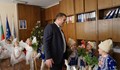 Коледарчета изненадаха Иво Пазарджиев