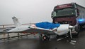 Самолет за заби в ТИР на магистрала в Германия