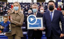 Алексей Навални получи наградата „Сахаров“ за свобода на мисълта