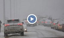 Силен снеговалеж затвори десетки пътища в част от Турция