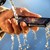 Каква е истината за водоустойчивите смартфони