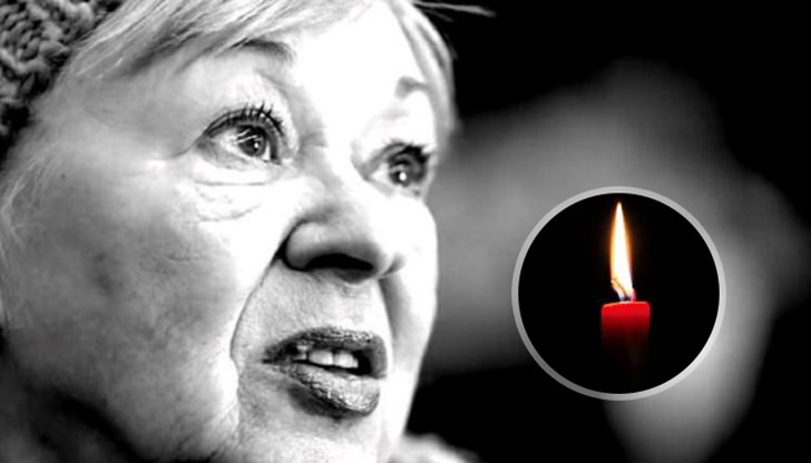 Надя Савова беше известна и с множество роли във филми и сериали, както на екрана Надя Савова беше известна и с множество роли във филми и сериали, както на екрана