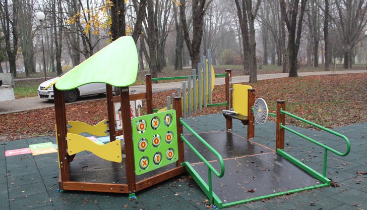 То се намира в Парка на възрожденците