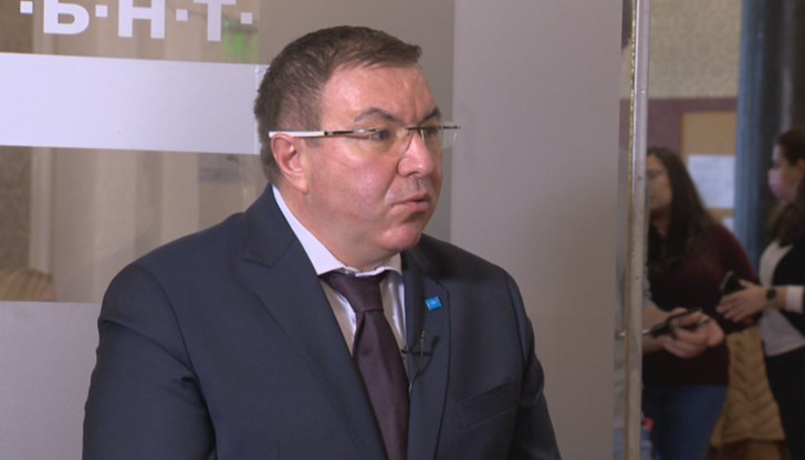 Костадин Ангелов бил неприятно изненадан от липсата на говорене за ковид кризата от страна на президента