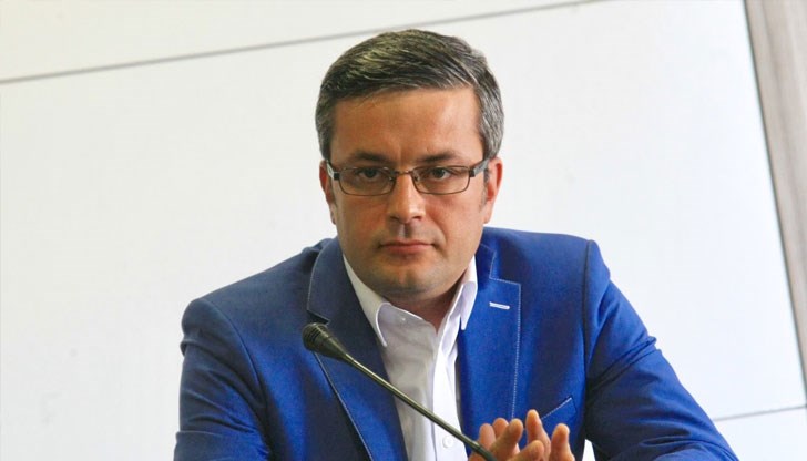 Служебното правителство носи отговорност за тези решения, заяви членът на ГЕРБ Служебното правителство носи отговорност за тези решения, заяви членът на ГЕРБ