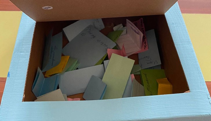 Катерина Ушева не пожела нищо за себе си, а помоли за храна за животните, които са навън в студените дни