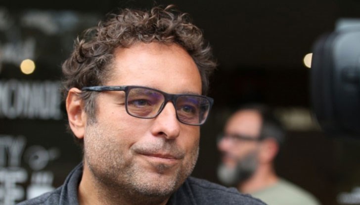 Само българи ме проклинат, желаят ми "да пукна", злорадстват, че съм бил ваксиниран, пък съм се заразил с КОВИД