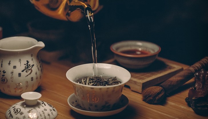 Според поред проучване на International Journal of Molecular Science има огромно количество доказателства за положителните противовъзпалителни ползи от зеления чай