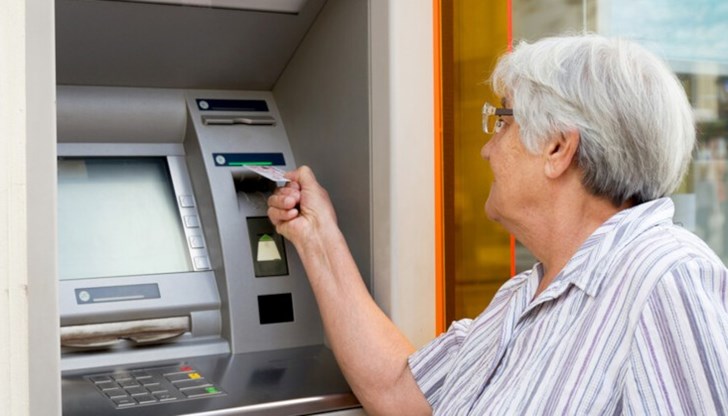 Няма да има нужда възрастните хора да носят допълнителни документи Няма да има нужда възрастните хора да носят допълнителни документи