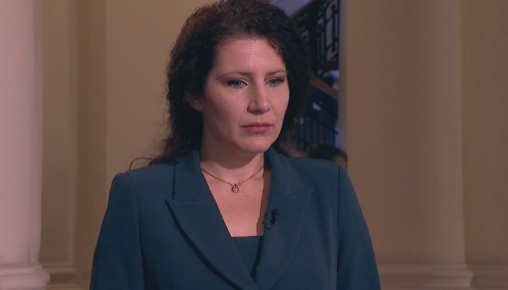 По думите ѝ не е обсъждана формула за разпределението на министерските места в редовното правителство