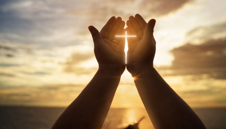 От край време съществуват не малко поверия и обичаи, свързани с този ден