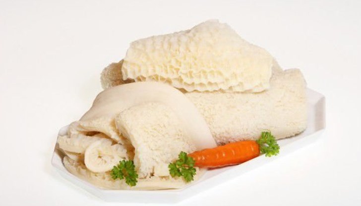 Ако имате току що извадено домашно шкембе, то сигурно знаете, че то е с доста неприятен аромат Ако имате току що извадено домашно шкембе, то сигурно знаете, че то е с доста неприятен аромат