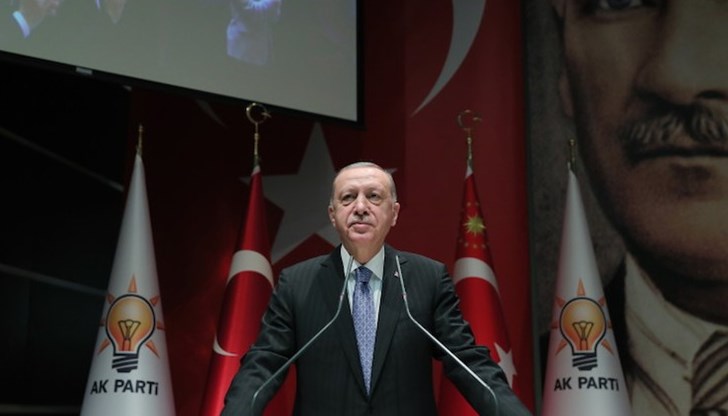 Според експерти, обаче, вдигането на заплатите ще доведе до нов ръст на инфлацията в страната Според експерти, обаче, вдигането на заплатите ще доведе до нов ръст на инфлацията в страната