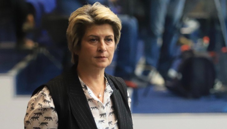 Интригите в БСП по повод изключването на Кирил Добрев продължават Интригите в БСП по повод изключването на Кирил Добрев продължават