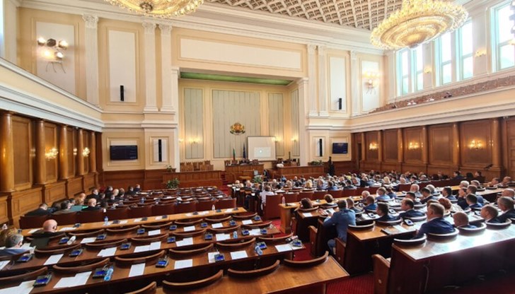 9% ДДС и за бебешките стоки и книги до края на 2022 г.