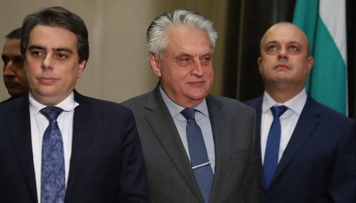 Изслушват Бойко Рашков и Асен Василев Изслушват Бойко Рашков и Асен Василев