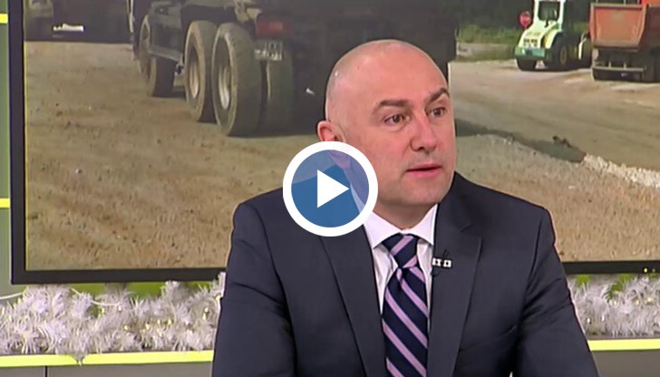 Относно зеления сертификат Каримански смята, че не трябва да се ограничават правата на хората, а те по-скоро да бъдат убедени, че е необходимо да се ваксинират