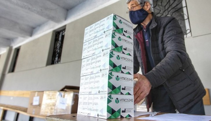 Тестовете ще се провеждат веднъж седмично във всички училища в страната Тестовете ще се провеждат веднъж седмично във всички училища в страната