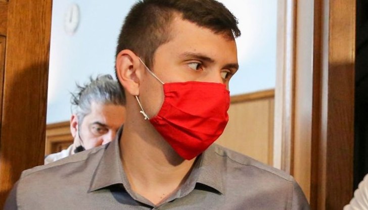 Подсъдимият Кристиян Николов е под домашен арест с електронна гривна